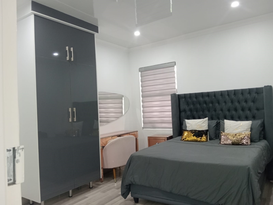 4 Bedroom Property for Sale in Safari Gardens North West